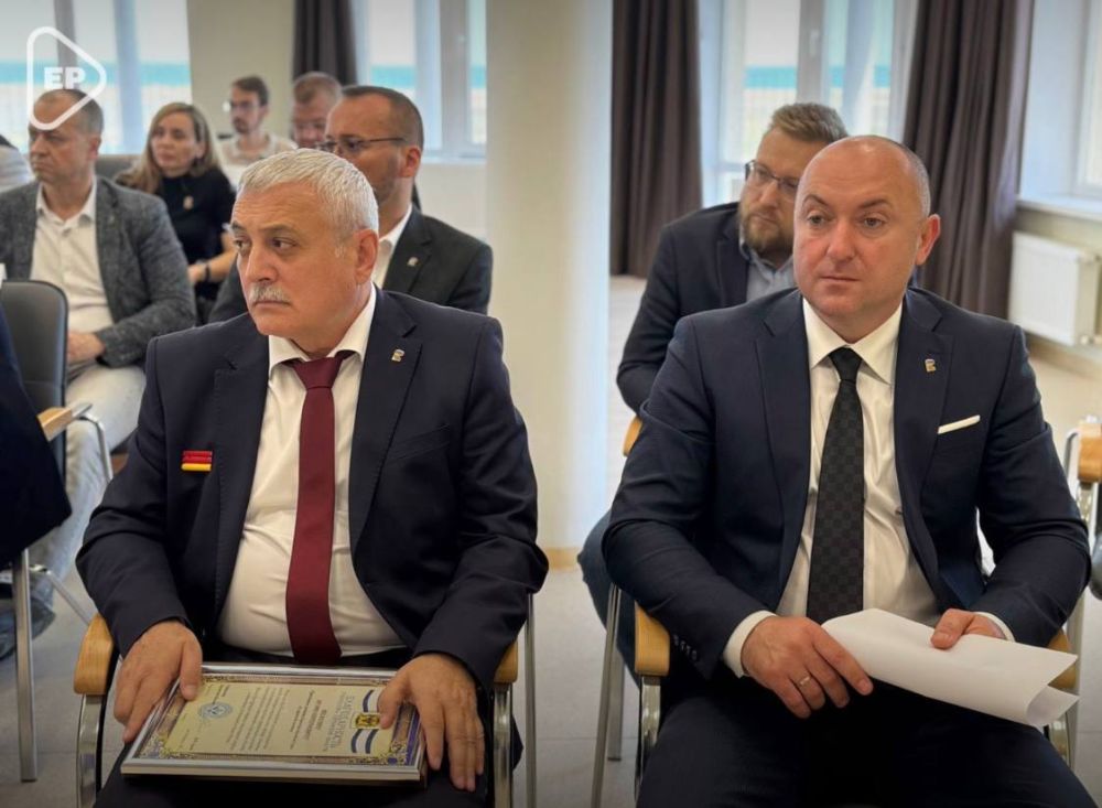 Депутаты фракции «Единая Россия» в Херсонской областной Думе подвели итоги работы за месяц Депутаты фракции «Единая Россия» в Херсонской областной Думе подвели итоги работы за месяц