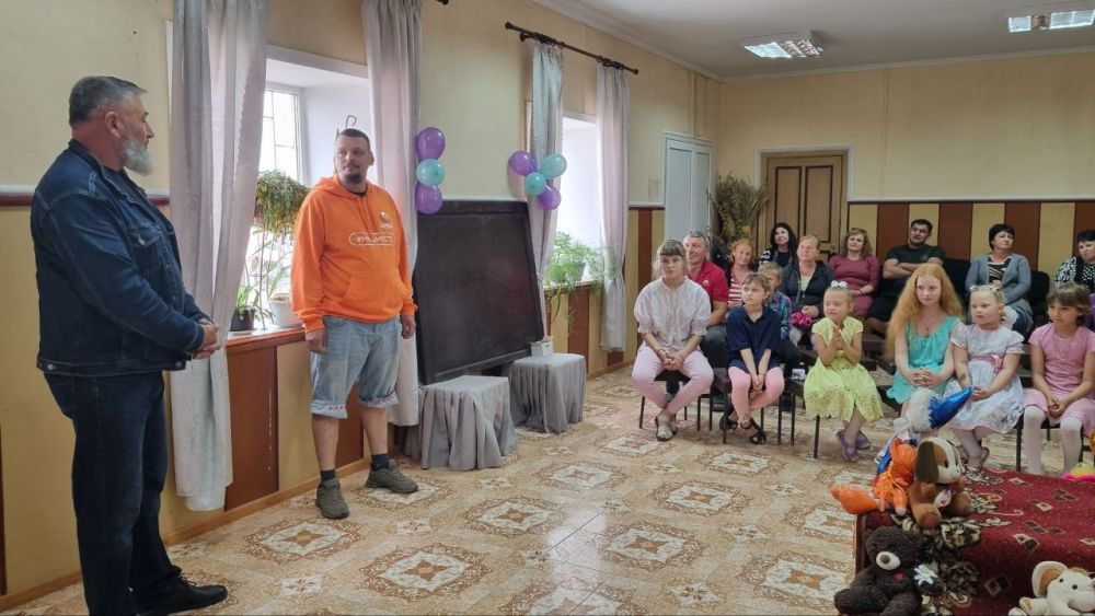 #МЫВМЕСТЕ филиал Новая Каховка ко Всемирному дню защиты детей провели мероприятие для деток Новокаховского городского округа городе Новая Каховка , в Днепрянах #МЫВМЕСТЕ филиал Новая Каховка ко Всемирному дню защиты детей провели мероприятие для деток Новокаховского городского округа городе Новая Каховка , в Днепрянах