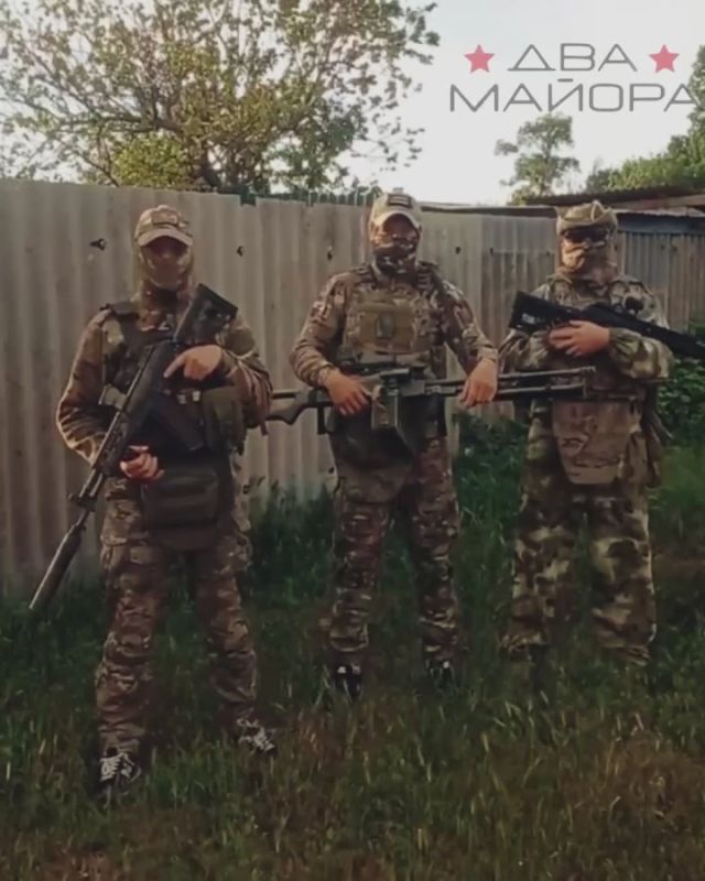  :     