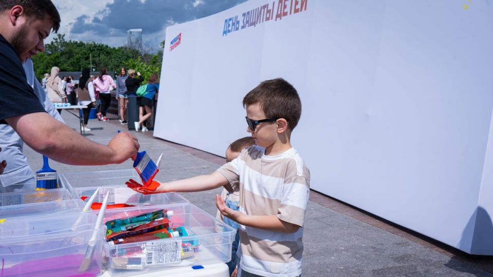 В дружбе народов – единство России! В дружбе народов – единство России!