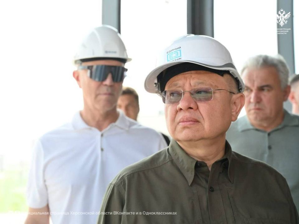 Министр ЖКХ России Ирек Файзуллин с рабочим визитом посетил Херсонскую область
