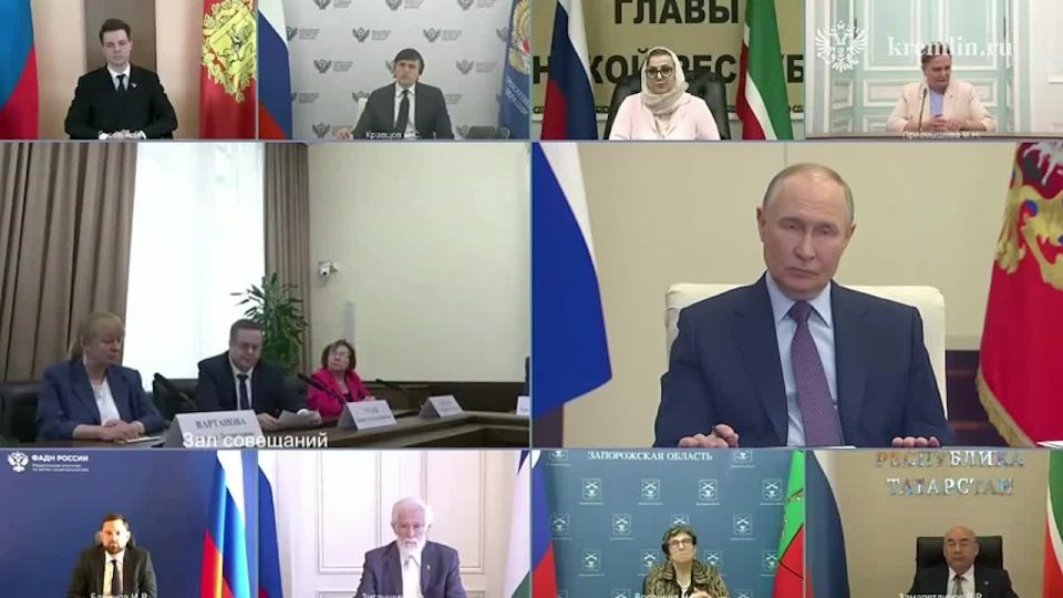 Владимир Путин поддержал идею создания на базе одного из российских вузов национального межведомственного научно-методического центра по продвижению русского языка в мире