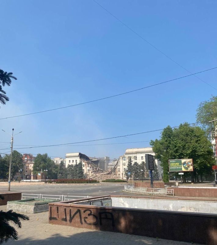 Двойной удар по оккупационной администрации в Херсоне Двойной удар по оккупационной администрации в Херсоне