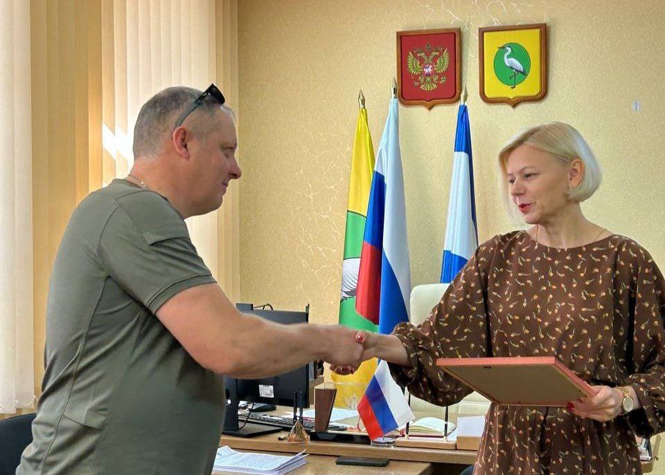 В Чаплинском округе наградили рязанских специалистов, которые подготавливали местные учреждения к отопительному сезону В Чаплинском округе наградили рязанских специалистов, которые подготавливали местные учреждения к отопительному сезону