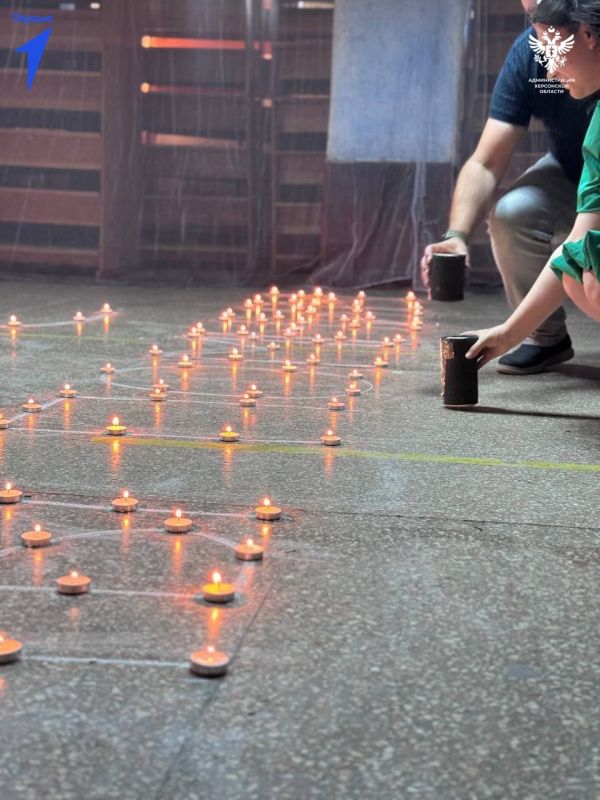 В Алешкинском округе прошла акция в память о погибших в результате подрыва Каховской ГЭС В Алешкинском округе прошла акция в память о погибших в результате подрыва Каховской ГЭС