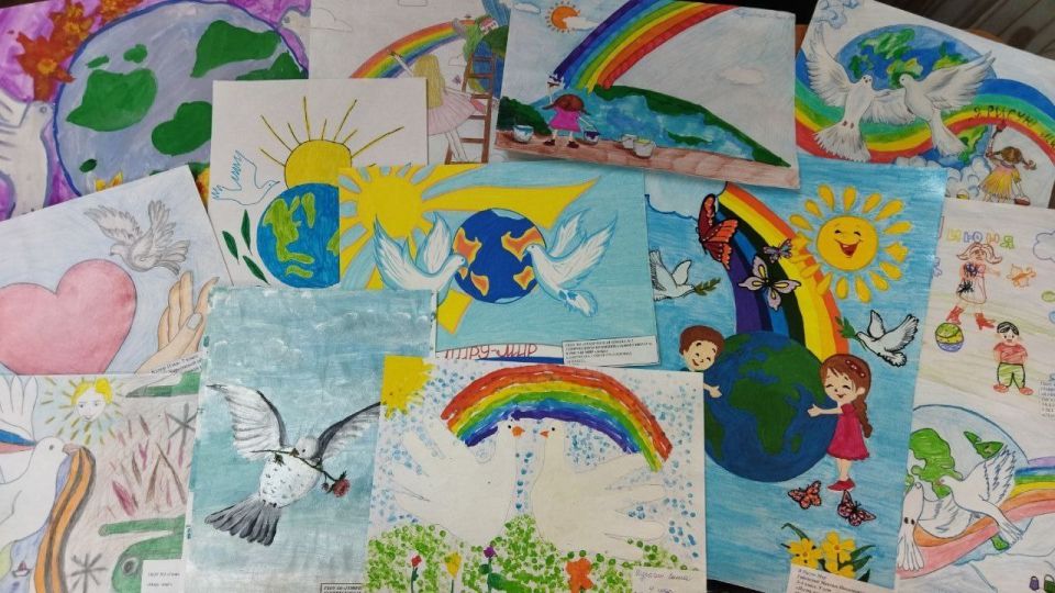 Подведены итоги конкурса рисунков "Я рисую МИР", приуроченного к Международному дню защиты детей Подведены итоги конкурса рисунков "Я рисую МИР", приуроченного к Международному дню защиты детей