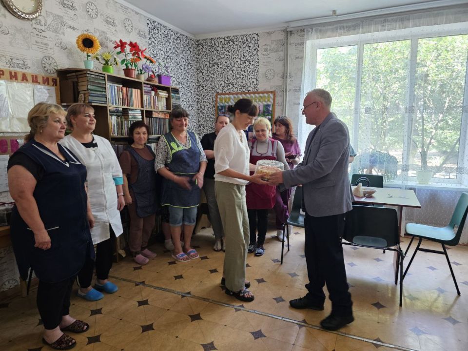 С Днём социального работника! С Днём социального работника!