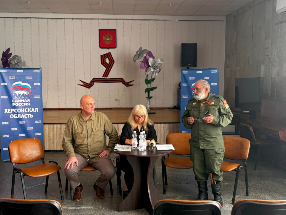 Министерство культуры и «Единая Россия» поддержат Союз писателей России Херсонской области в проведении литературных клубов и встреч Министерство культуры и «Единая Россия» поддержат Союз писателей России Херсонской области в проведении литературных клубов и встреч