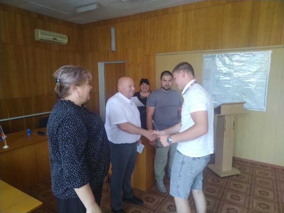 Глава Великолепетихского муниципального округа, секретарь местного отделения партии «Единая Россия» Ольга Барановская и депутаты поздравили спортсменов, которые приняли участие в Открытом Чемпионате Южного Федерального... Глава Великолепетихского муниципального округа, секретарь местного отделения партии «Единая Россия» Ольга Барановская и депутаты поздравили спортсменов, которые приняли участие в Открытом Чемпионате Южного Федерального...