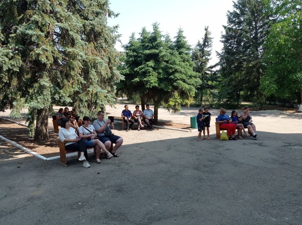 В учреждениях культуры Чаплинского муниципального округа провели ряд мероприятий ко Дню России В учреждениях культуры Чаплинского муниципального округа провели ряд мероприятий ко Дню России