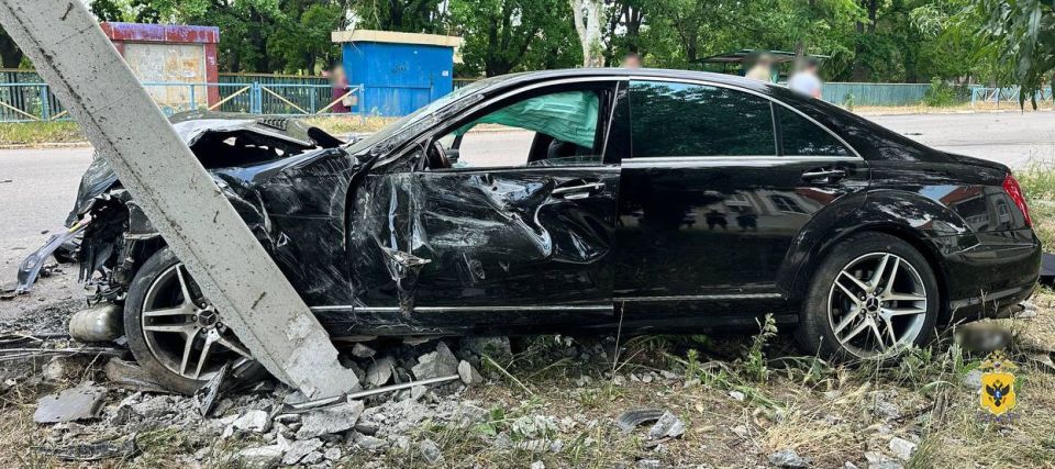 Полицейские устанавливают обстоятельства ДТП с пострадавшими в Скадовске Полицейские устанавливают обстоятельства ДТП с пострадавшими в Скадовске