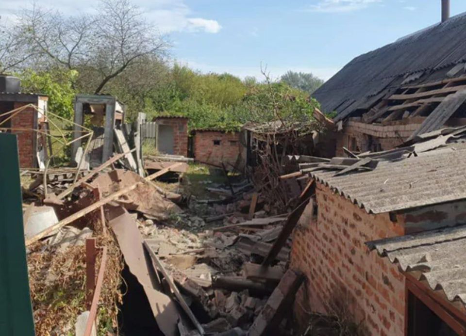 Владимир Сальдо: За минувшие сутки на левобережье Херсонской области в результате украинских обстрелов и атак дронов погиб один человек, трое получили ранения