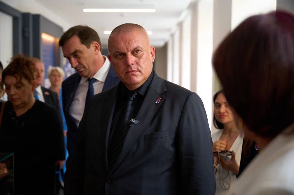 ЛДПР подписала Соглашение с партией «Единая Сербия» ЛДПР подписала Соглашение с партией «Единая Сербия»