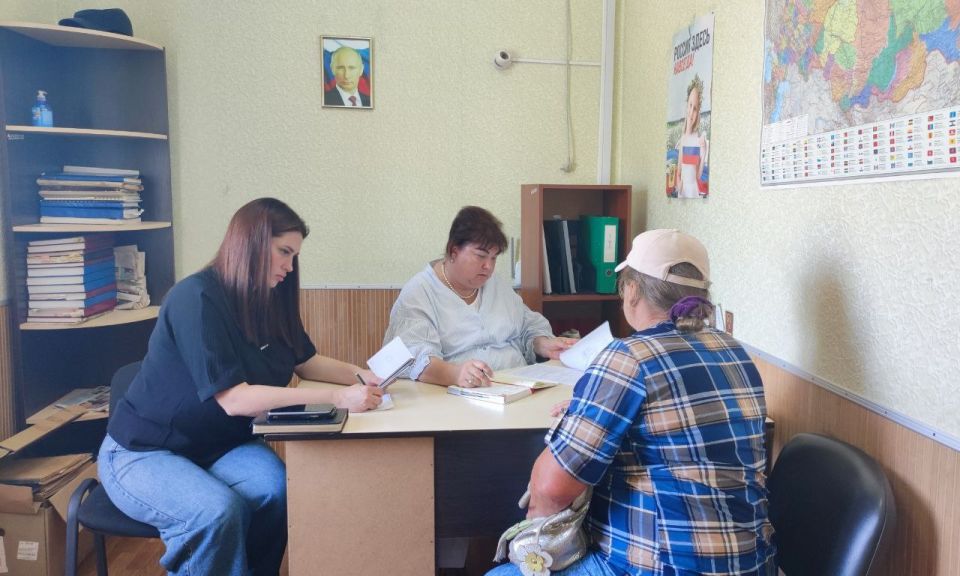 В Новофедоровском сельском поселении прошел прием граждан В Новофедоровском сельском поселении прошел прием граждан