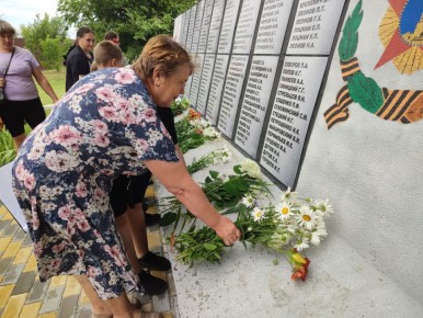 Накануне Дня памяти и скорби в селе Чонгар прошли памятные мероприятия, посвященные трагическим событиям Великой Отечественной войны