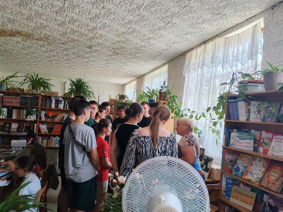 День памяти и скорби: в Гавриловской библиотеке почтили героев Великой Отечественной войны День памяти и скорби: в Гавриловской библиотеке почтили героев Великой Отечественной войны