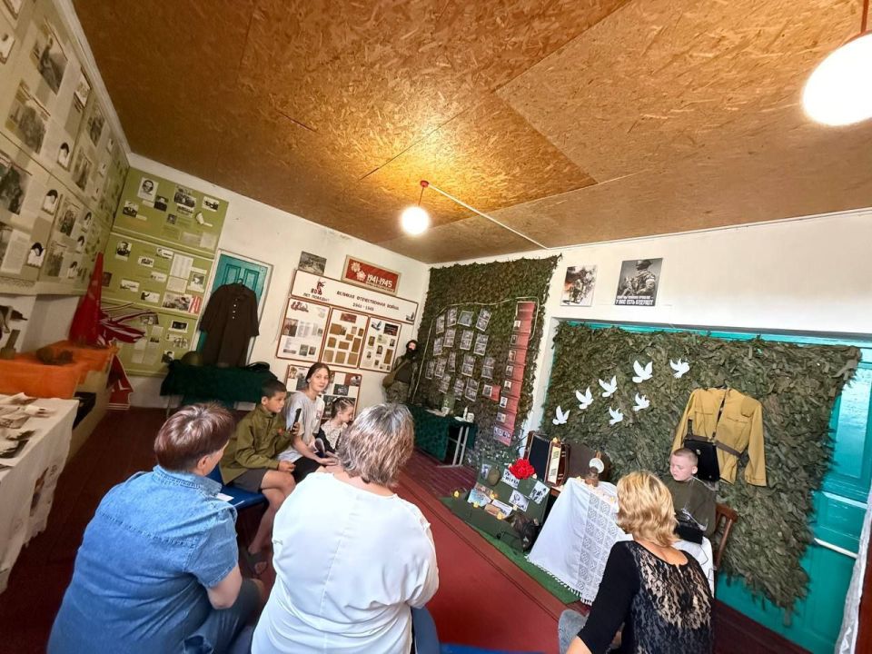 Поэтический вечер «Тот самый длинный день в году» в Макаровском сельском клубе