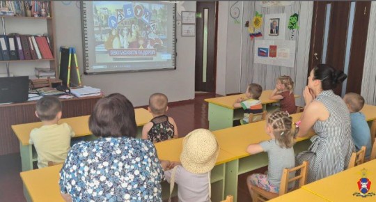 В Чаплынском муниципальном округе госавтоинспекторы провели мероприятие для детсадовцев