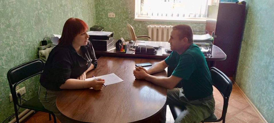 Сегодня прием граждан проводила депутат Каховского Совета депутатов от партии «Единая Россия» Виктория Кузнецова Сегодня прием граждан проводила депутат Каховского Совета депутатов от партии «Единая Россия» Виктория Кузнецова