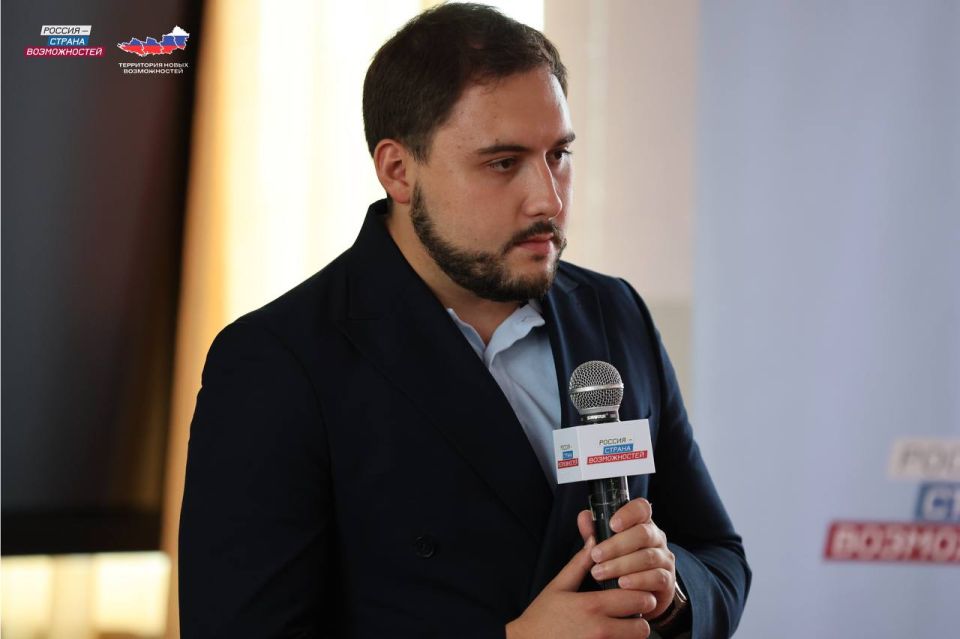 Кадры решают. О развитие кадрового потенциала Херсонской области шла речь на профильном интенсиве команды «Россия — страна возможностей» в Геническе Кадры решают. О развитие кадрового потенциала Херсонской области шла речь на профильном интенсиве команды «Россия — страна возможностей» в Геническе