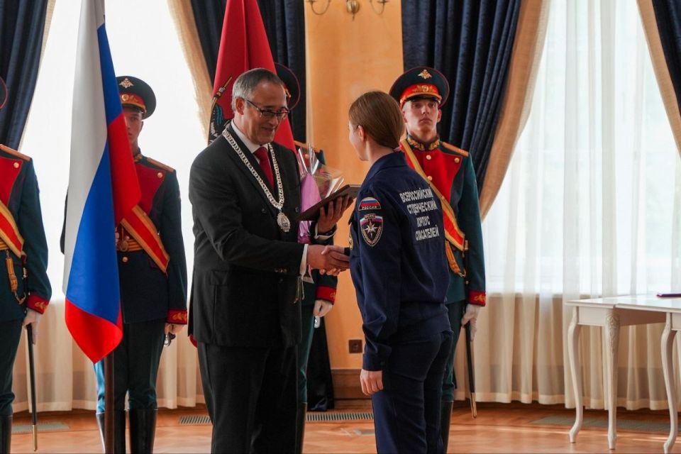 Торжественная церемония награждения в рамках автопробега «Города-герои – города героев»! Торжественная церемония награждения в рамках автопробега «Города-герои – города героев»!