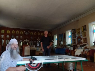 В храме Покрова Пресвятой Богородицы с. Большая Кардашинка Голопристанского благочиния проводятся ремонтно-восстановительные работы