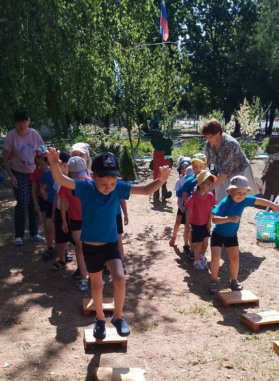 "Солнце, воздух и вода — наши лучшие друзья" "Солнце, воздух и вода — наши лучшие друзья"