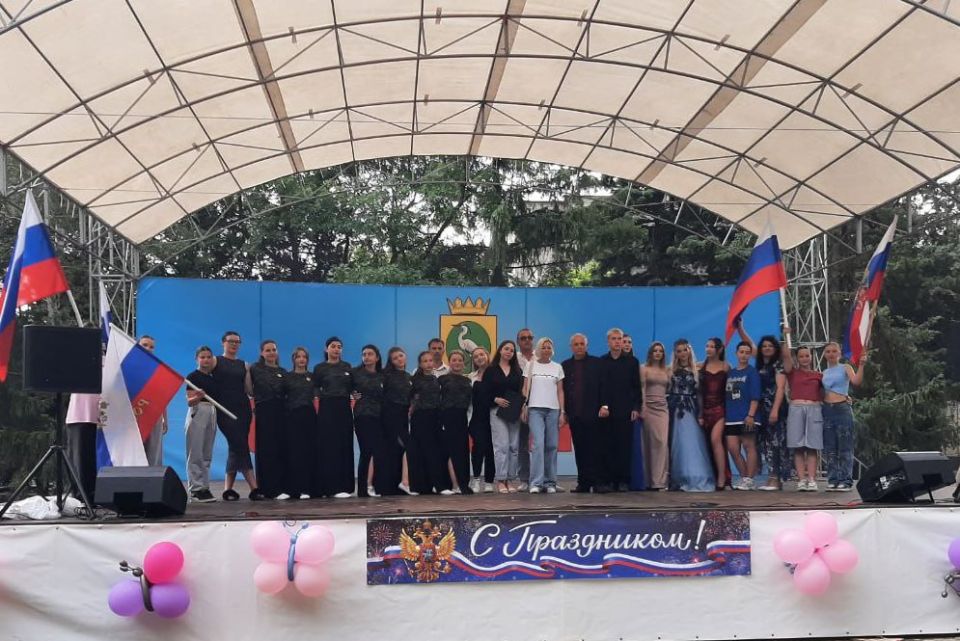 День молодежи в Чаплинке: феерия талантов и позитива! День молодежи в Чаплинке: феерия талантов и позитива!