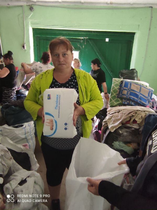Филиалы #МЫВМЕСТЕ в г.Новая Каховка и пгт . Новотроицкое продолжают помогать Филиалы #МЫВМЕСТЕ в г.Новая Каховка и пгт . Новотроицкое продолжают помогать