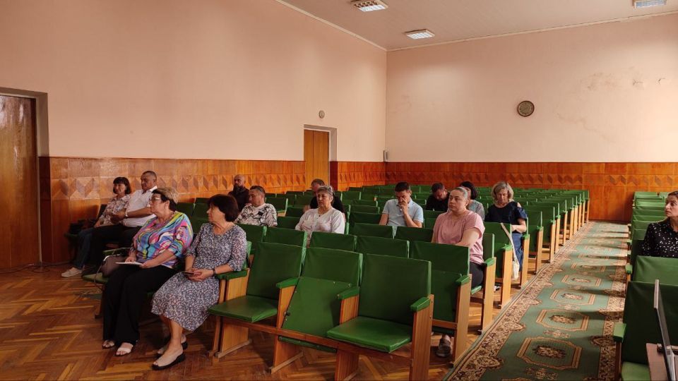 Ольга Осипенко: В качестве приглашённого гостя приняла участие в заседании фракции «Единая Россия» в Совете депутатов Новотроицкого округа и последующей сессии Ольга Осипенко: В качестве приглашённого гостя приняла участие в заседании фракции «Единая Россия» в Совете депутатов Новотроицкого округа и последующей сессии