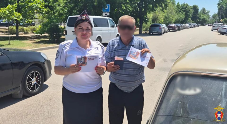 Сотрудники Госавтоинспекции провели рейд "Автокресло-детям" в Геническом муниципальном округе Сотрудники Госавтоинспекции провели рейд "Автокресло-детям" в Геническом муниципальном округе