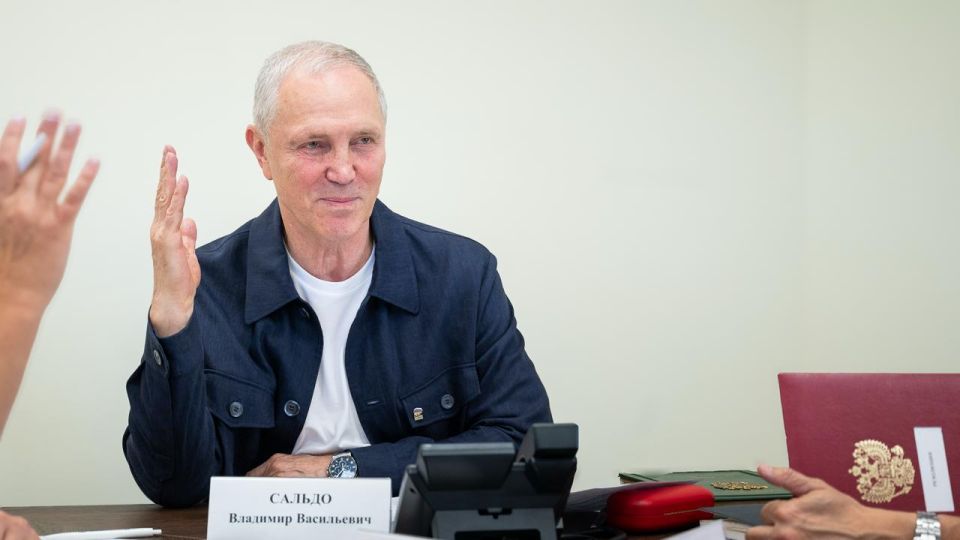 Свыше 8 600 жителей Херсонской области вступили в партию "Единая Россия", заявил Владимир Сальдо Свыше 8 600 жителей Херсонской области вступили в партию "Единая Россия", заявил Владимир Сальдо