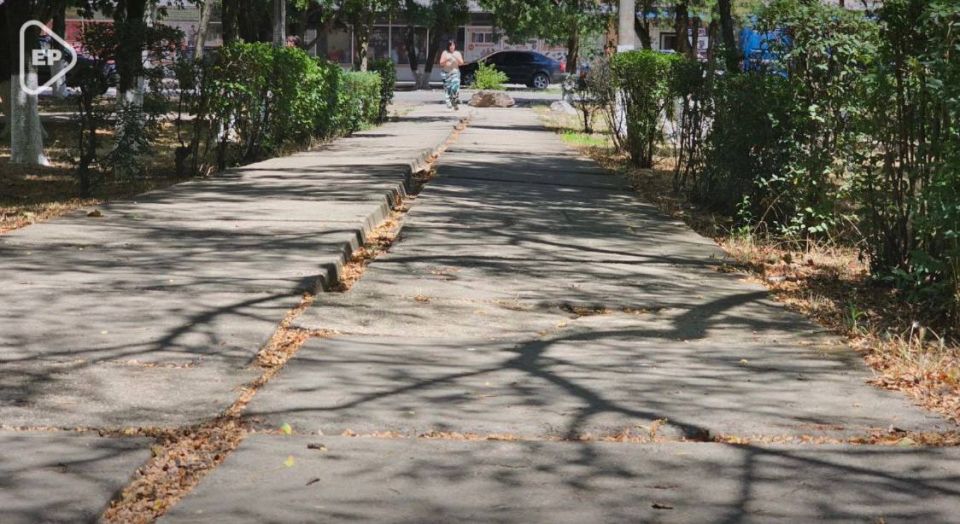 В ближайшее время начнутся работы по обустройству 3 детских и спортивных площадок и аллеи по партийному проекту Единой России «Городская среда» В ближайшее время начнутся работы по обустройству 3 детских и спортивных площадок и аллеи по партийному проекту Единой России «Городская среда»