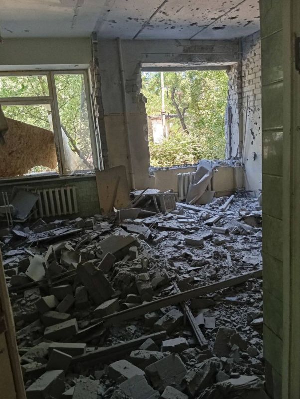 В Новой Каховке ударом ВФУ уничтожена поликилника В Новой Каховке ударом ВФУ уничтожена поликилника