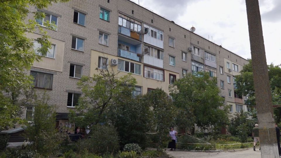 Депутат областной Думы от «Единой России» взяла на контроль ситуацию с ремонтом в многоквартирном доме, во время проведения которого пострадало имущество жильцов Депутат областной Думы от «Единой России» взяла на контроль ситуацию с ремонтом в многоквартирном доме, во время проведения которого пострадало имущество жильцов