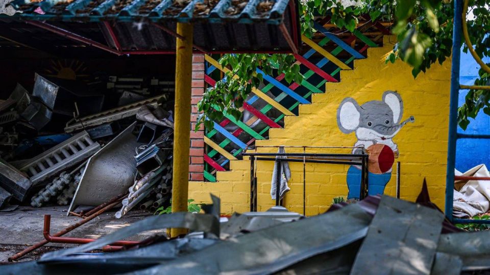 В Геническом детском саду, ремонтируемом по проекту «Единой России» «Новая школа», выполнено больше 50% запланированных работ В Геническом детском саду, ремонтируемом по проекту «Единой России» «Новая школа», выполнено больше 50% запланированных работ