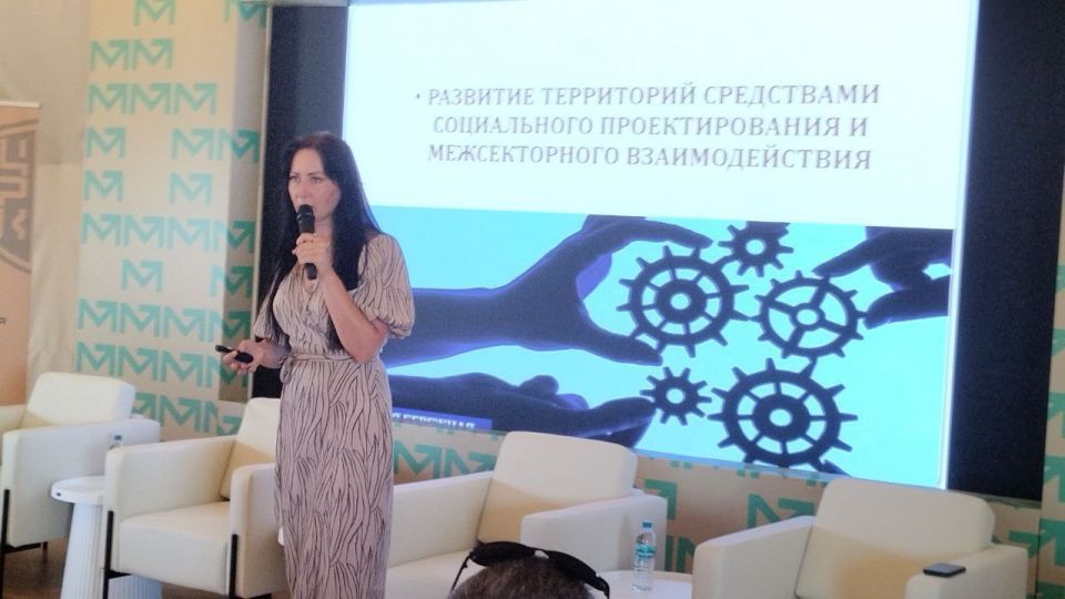 Участники проектной группы администрации Генического МО приняли участие в очередном обучающем семинаре в рамках летнего интенсива «М.О.С.Т.» Участники проектной группы администрации Генического МО приняли участие в очередном обучающем семинаре в рамках летнего интенсива «М.О.С.Т.»