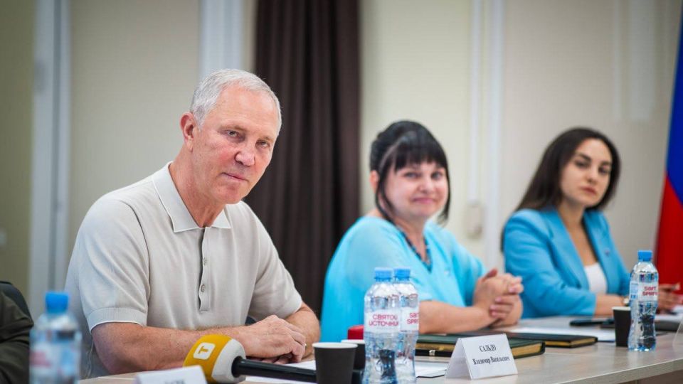 В Херсонской области прошло первое заседание регионального Совета сторонников партии «Единая Россия» В Херсонской области прошло первое заседание регионального Совета сторонников партии «Единая Россия»
