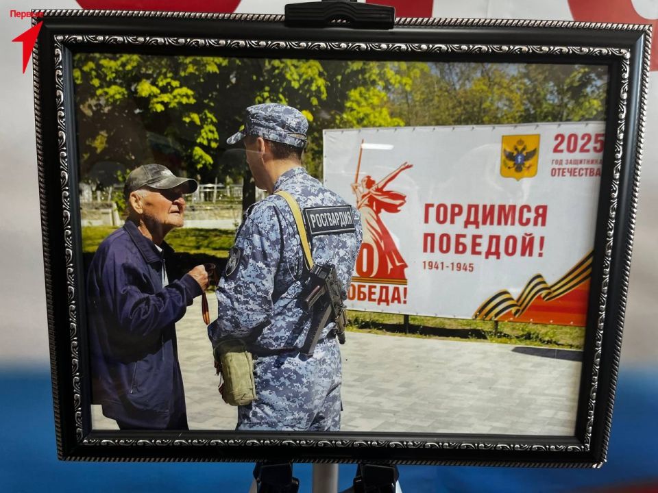 Первые Геническа посетили фотовыставку Росгвардии Первые Геническа посетили фотовыставку Росгвардии