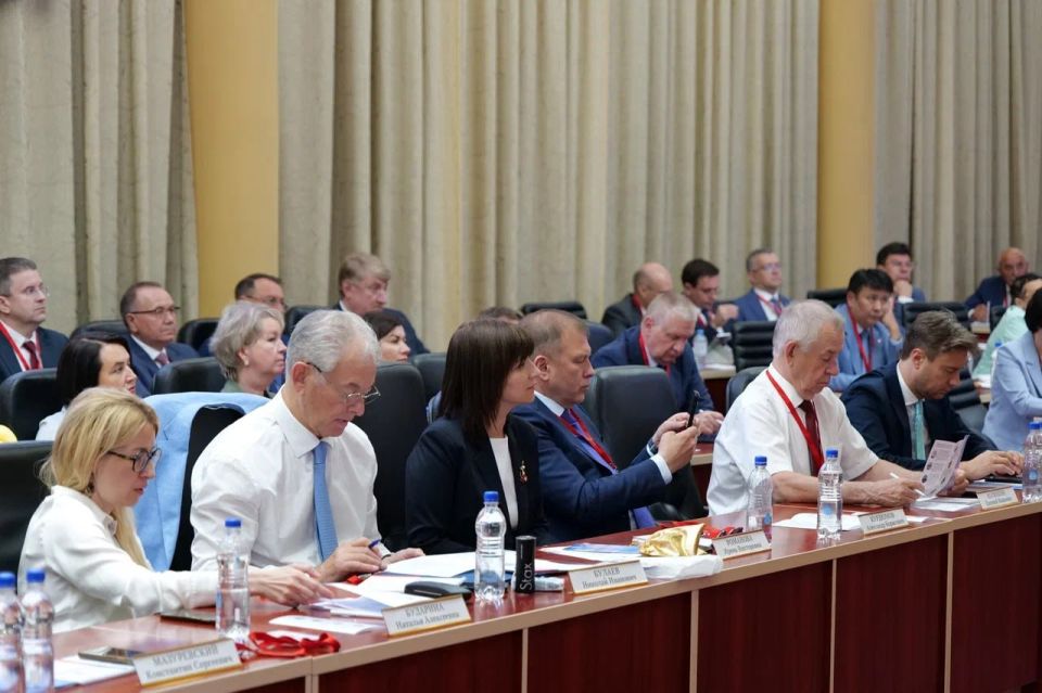 В Саратове прошло Всероссийское совещание с председателями избирательных комиссий регионов Российской Федерации В Саратове прошло Всероссийское совещание с председателями избирательных комиссий регионов Российской Федерации