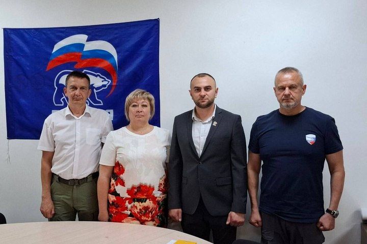 Командир штурмовиков стал главой Новой Каховки: Боец СВО Владимир Оганесов назначен главой Новокаховского округа Командир штурмовиков стал главой Новой Каховки: Боец СВО Владимир Оганесов назначен главой Новокаховского округа
