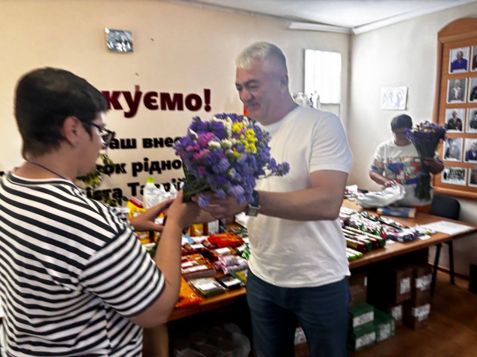 Павел Тропкин: Уважаемые работники почтовой отрасли! От всей души поздравляю вас с профессиональным праздником! Павел Тропкин: Уважаемые работники почтовой отрасли! От всей души поздравляю вас с профессиональным праздником!
