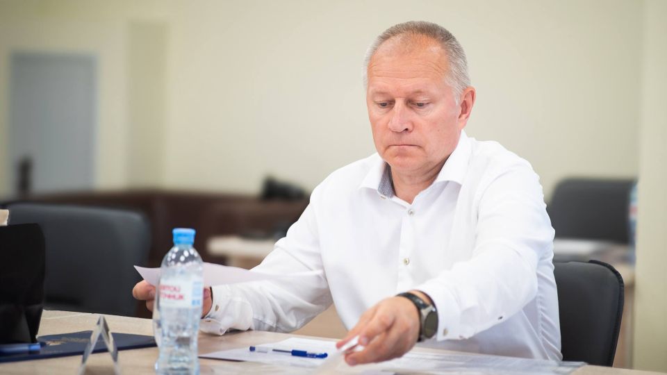 Владимир Сальдо: Провёл совещание по развитию системы регистрации имущественных прав с представителями Росреестра и Правительства области Владимир Сальдо: Провёл совещание по развитию системы регистрации имущественных прав с представителями Росреестра и Правительства области