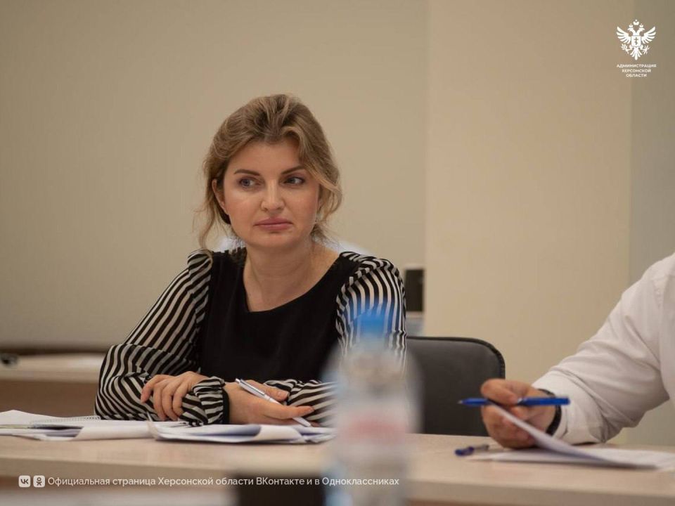 Губернатор Херсонской области подвел итоги совещания с уполномоченными по правам человека и ребенка Губернатор Херсонской области подвел итоги совещания с уполномоченными по правам человека и ребенка