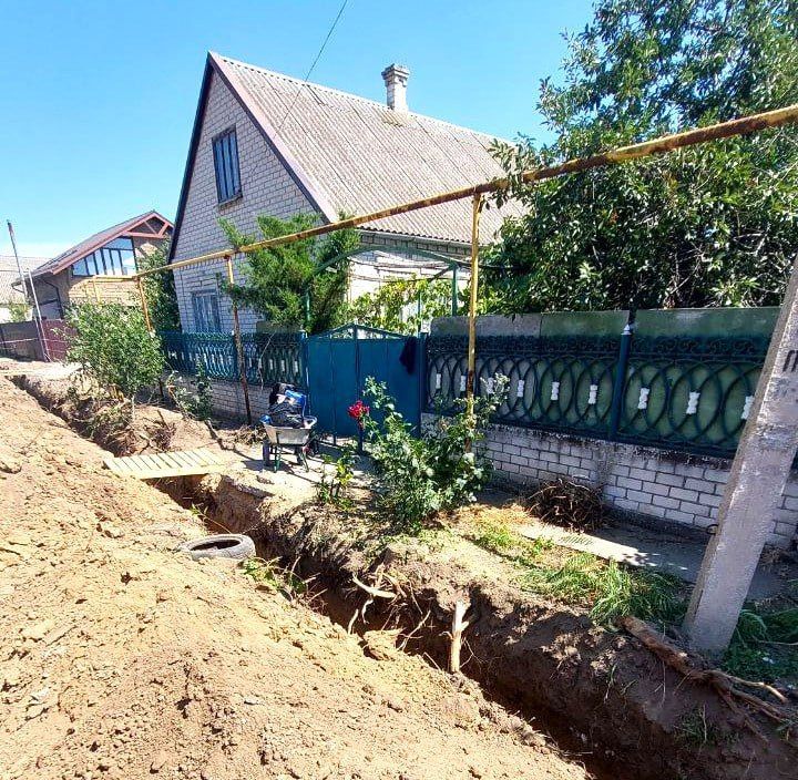 В Геническе на улице Чкалова начался капитальный ремонт водопроводных сетей В Геническе на улице Чкалова начался капитальный ремонт водопроводных сетей