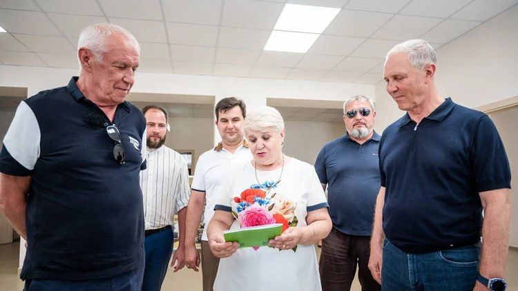 Автомобиль, одежда и средства реабилитации: Сергей Гармаш доставил грузы для жителей территорий у линии СВО Автомобиль, одежда и средства реабилитации: Сергей Гармаш доставил грузы для жителей территорий у линии СВО