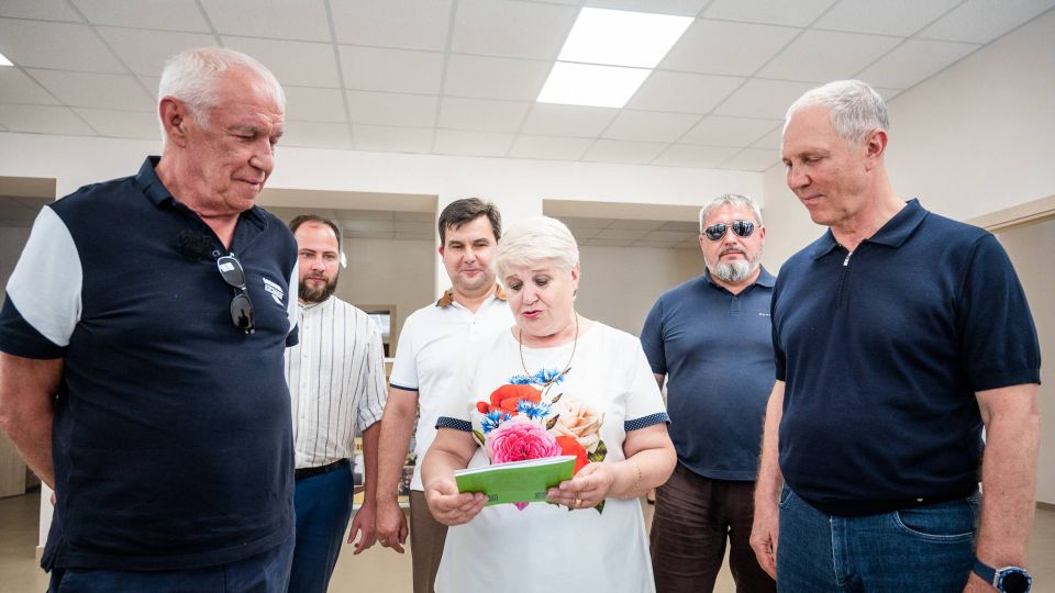 Владимир Сальдо: Народный артист России и наш земляк Сергей Гармаш регулярно помогает Херсонщине через фонд «Орион» Владимир Сальдо: Народный артист России и наш земляк Сергей Гармаш регулярно помогает Херсонщине через фонд «Орион»