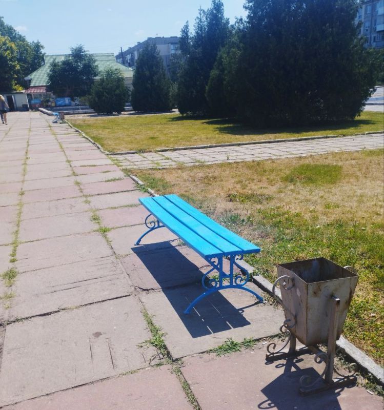 Коммунальная служба Каховки продолжает работу под прицелом дронов Коммунальная служба Каховки продолжает работу под прицелом дронов