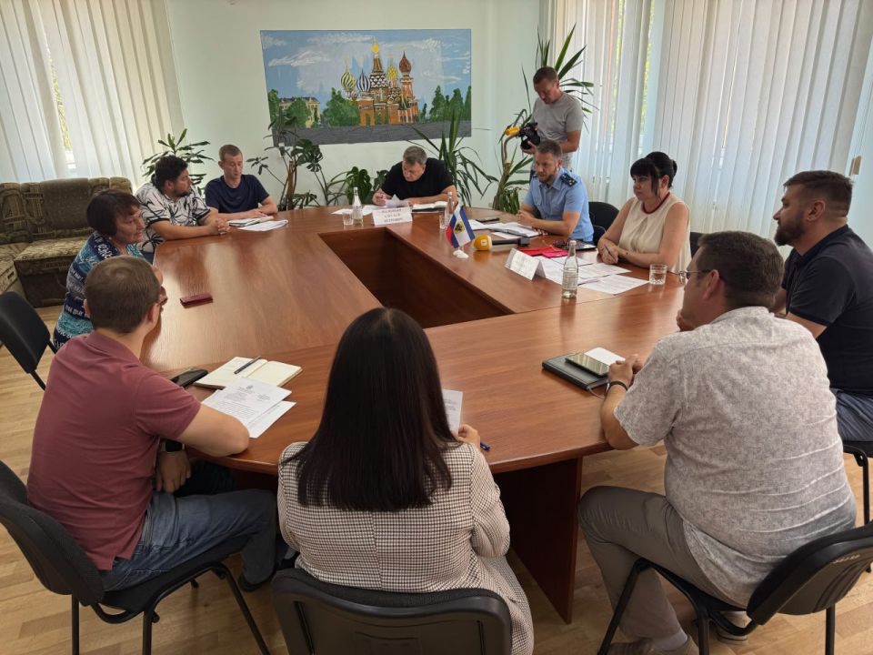 Замгубернатора Татьяна Кузьмич и зампрокурора Херсонской области Александр Катков провели прием жителей Ивановского округа Замгубернатора Татьяна Кузьмич и зампрокурора Херсонской области Александр Катков провели прием жителей Ивановского округа