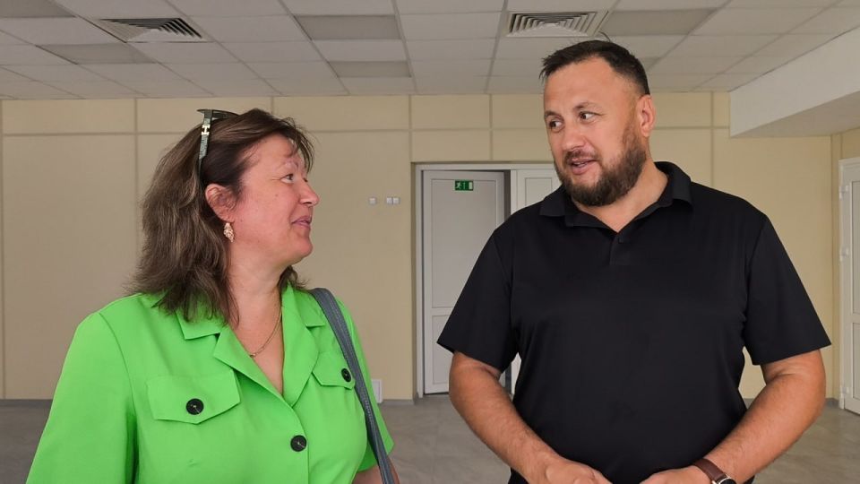 В Виноградовской школе заменена система отопления и реконструирован пищеблок – ход работ на трех социальных объектах Алешкинского округа проверил народный контроль «Единой России» В Виноградовской школе заменена система отопления и реконструирован пищеблок – ход работ на трех социальных объектах Алешкинского округа проверил народный контроль «Единой России»